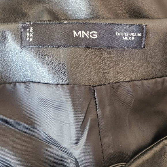 Mango Studded Black Faux Leather Straight Leg Pants Sz 10 - Picture 5 of 7